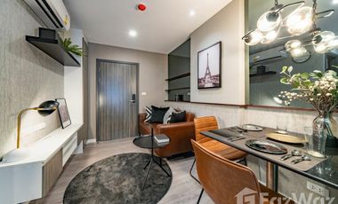 For sale 1 bed condo in Mueang Samut Prakan, Samut Prakan