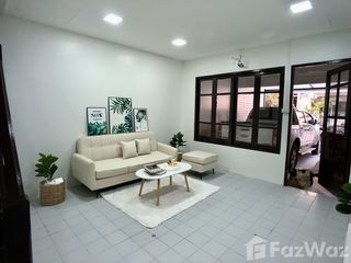 出售 2 卧室 联排别墅 在 San Sai, Chiang Mai