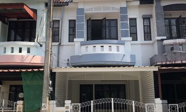 For sale 2 bedrooms townhouse in San Sai, Chiang Mai