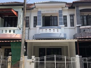 出售 2 卧室 联排别墅 在 San Sai, Chiang Mai