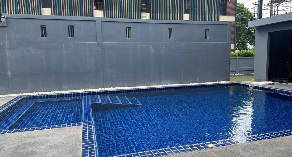 For sale and for rent 5 bedrooms villa in Bang Lamung, Chonburi