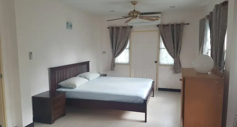 Haus zum Kauf mit 3 Zimmer in Ban Chang, Rayong