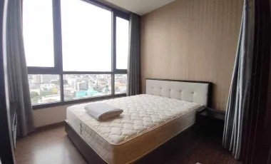 For sale 1 bed condo in Khlong Toei, Bangkok