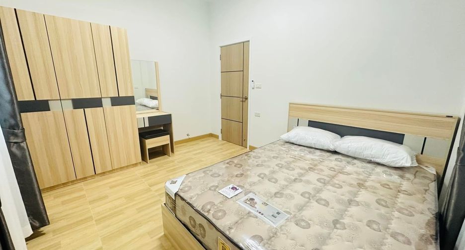 For rent 3 bedrooms house in Saraphi, Chiang Mai