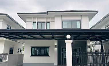 Casa en alquiler de 3 habitaciones en Saraphi, Chiang Mai