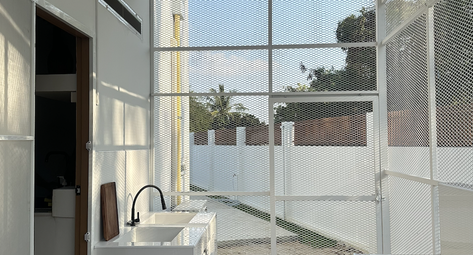 For rent 4 bedrooms villa in Bang Lamung, Chonburi
