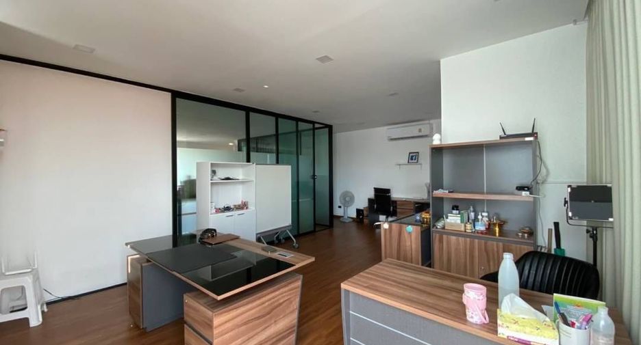For sale and for rent 2 bedrooms townhouse in Mueang Chiang Mai, Chiang Mai
