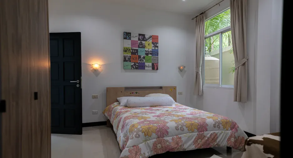For rent 4 bedrooms villa in Mueang Phuket, Phuket