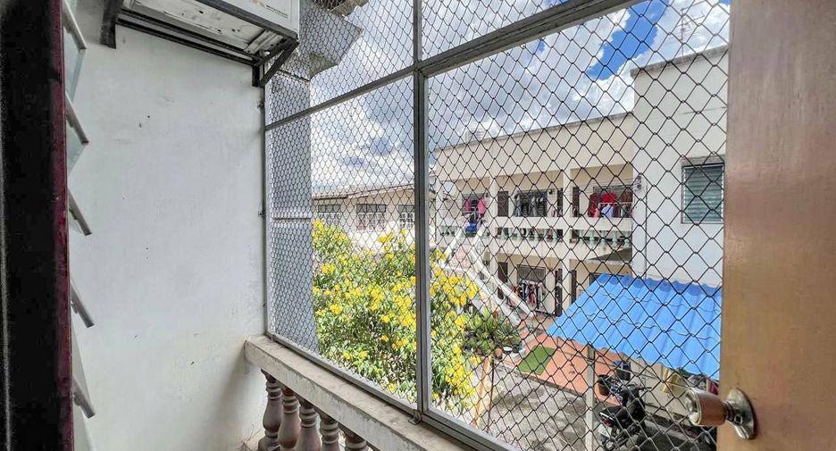 For sale 3 bedrooms townhouse in Mueang Chiang Mai, Chiang Mai