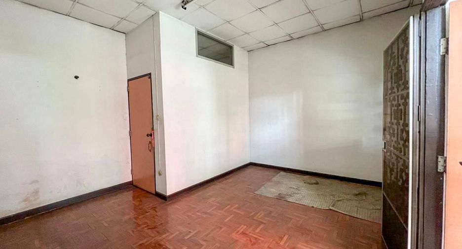 For sale 3 bedrooms townhouse in Mueang Chiang Mai, Chiang Mai