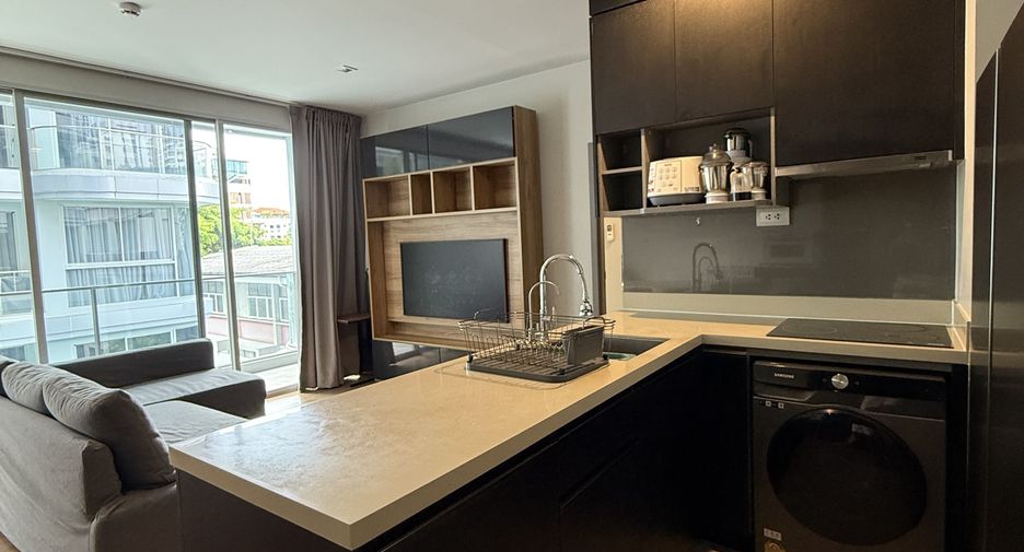 For sale and for rent 2 bedrooms condo in Watthana, Bangkok