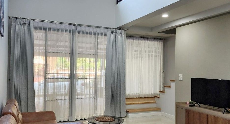 For sale and for rent 3 bedrooms townhouse in Mueang Chiang Mai, Chiang Mai