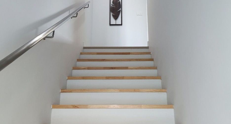 For sale and for rent 3 bedrooms townhouse in Mueang Chiang Mai, Chiang Mai