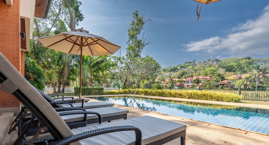 For sale 4 bedrooms villa in Thalang, Phuket
