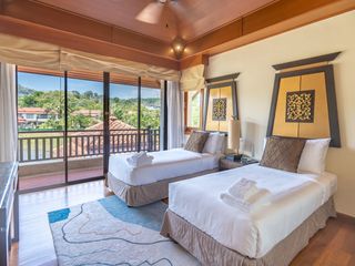 For sale and for rent 4 bedrooms villa in Thalang, Phuket
