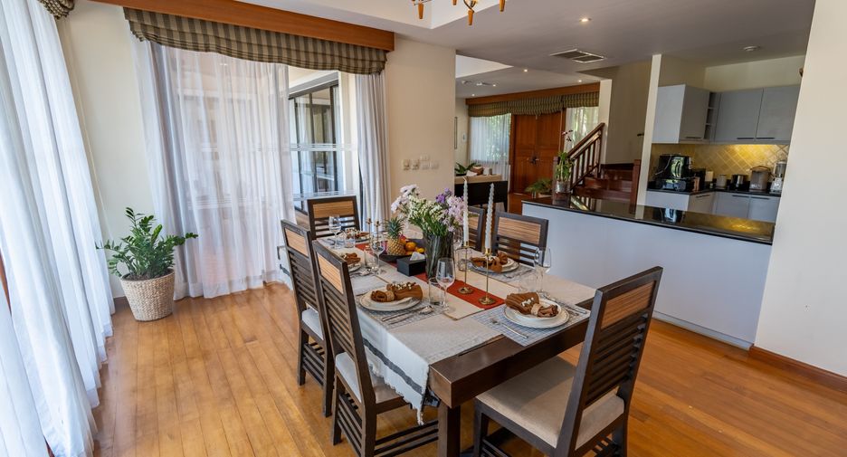 For sale 4 bedrooms villa in Thalang, Phuket