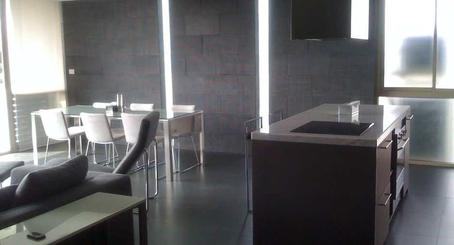 For sale and for rent 2 bedrooms condo in Khlong Toei, Bangkok