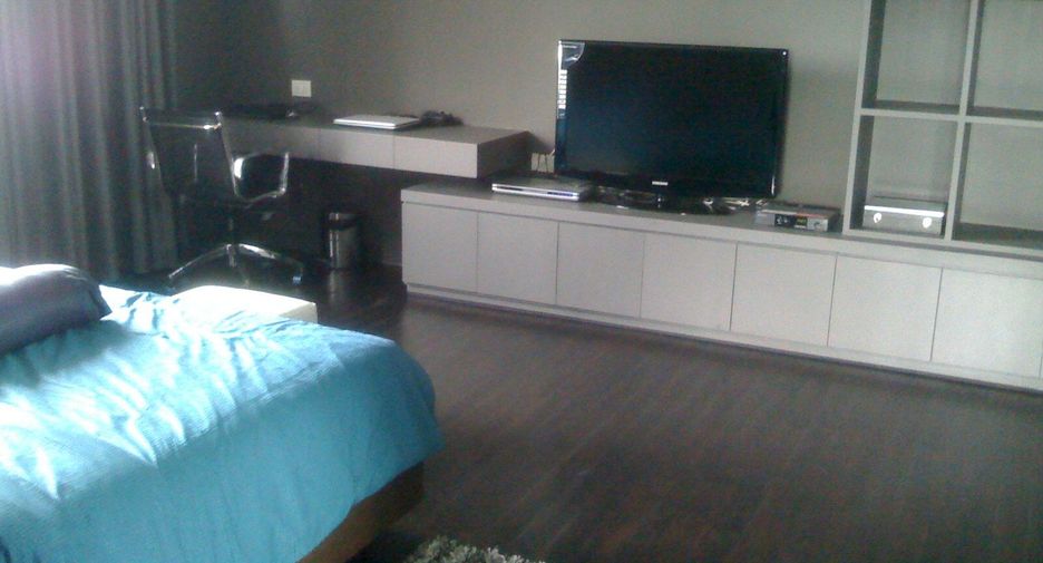 For sale and for rent 2 bedrooms condo in Khlong Toei, Bangkok