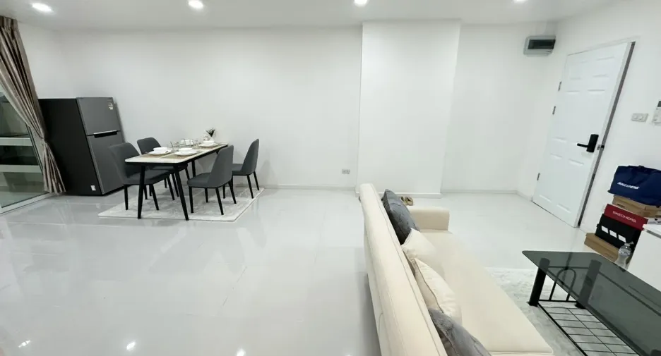 For rent 2 bedrooms condo in Mueang Chiang Mai, Chiang Mai