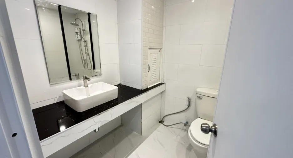 For rent 2 bedrooms condo in Mueang Chiang Mai, Chiang Mai