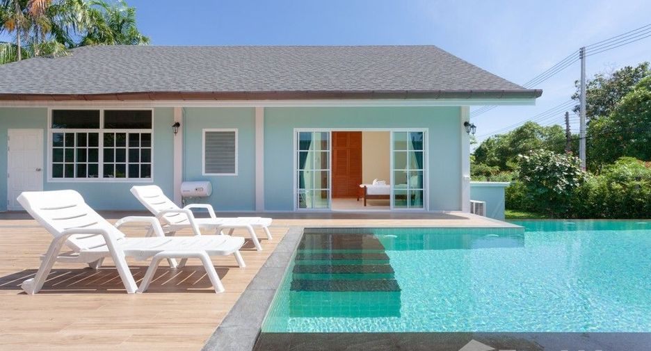 For rent 2 bedrooms villa in Mueang Phuket, Phuket