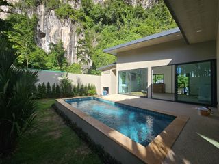 出售 2 卧室 别墅 在 Mueang Krabi, Krabi