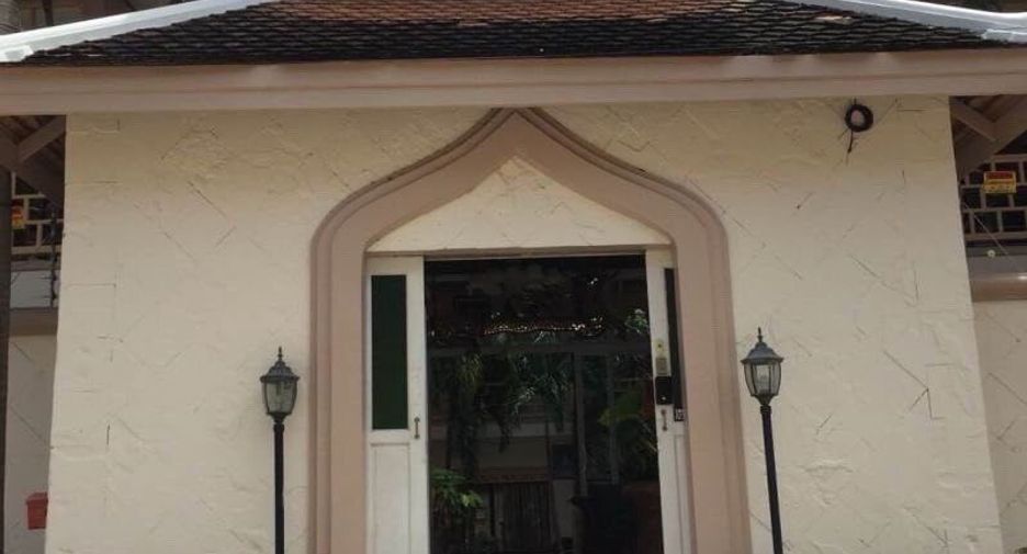 Hotel zum Kauf mit 18 Zimmer in Bang Lamung, Chonburi