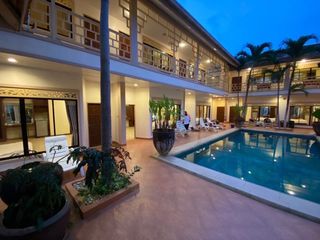 For sale 18 bedrooms hotel in Bang Lamung, Chonburi