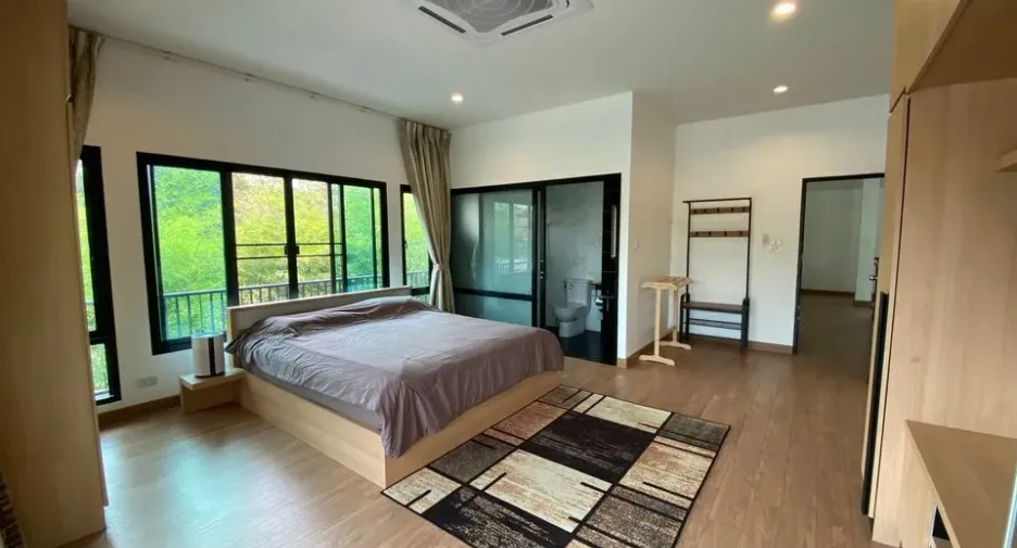 ขาย และ ให้เช่า 5 ห้องนอน วิลล่า ใน สันทราย, เชียงใหม่