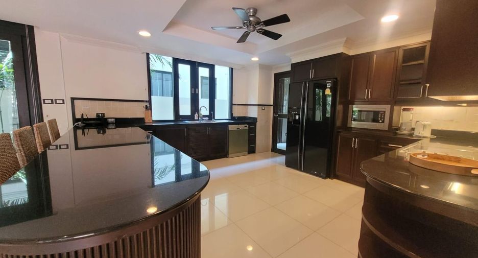 For rent 5 bedrooms villa in Thalang, Phuket