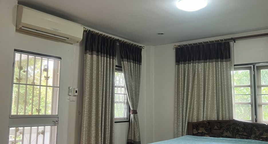 For sale and for rent 5 bedrooms house in Mueang Chiang Mai, Chiang Mai