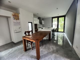 À vendre et à louer 5 chambres maison à Mueang Chiang Mai, Chiang Mai