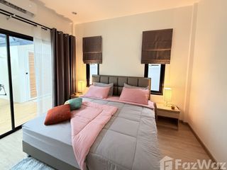 À louer 3 chambres villa à Mueang Phuket, Phuket