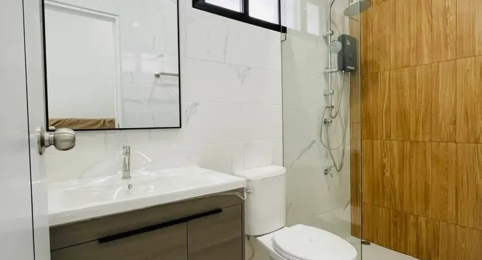 Casa en alquiler de 3 habitaciones en San Sai, Chiang Mai