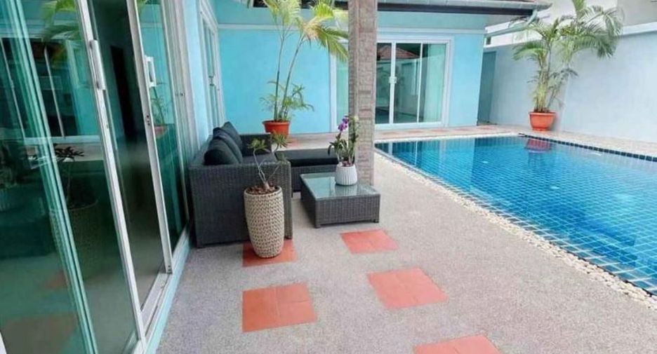 For rent 2 bedrooms villa in Mueang Phuket, Phuket