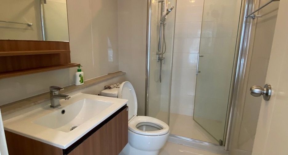 For sale 1 bed condo in Yan Nawa, Bangkok