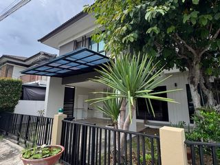 À louer 3 chambres maison à San Kamphaeng, Chiang Mai