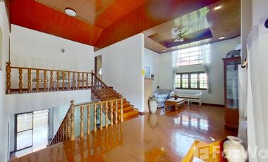 For sale 4 bedrooms house in Mueang Chiang Mai, Chiang Mai