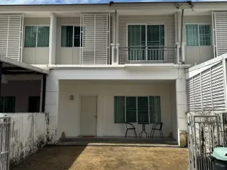 For Rent 2 Bedroom Townhouse In Mueang Chiang Mai