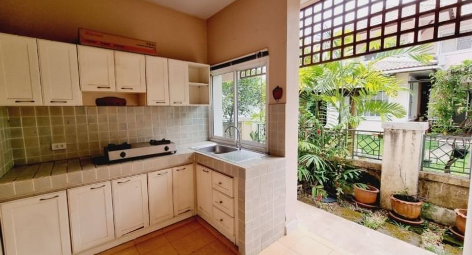 For sale 3 bedrooms house in Mueang Chiang Mai, Chiang Mai