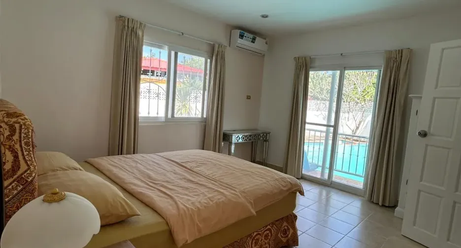 Villa en alquiler de 3 habitaciones en Thalang, Phuket