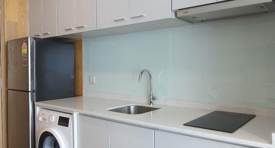 For sale and for rent studio condo in Sathon, Bangkok