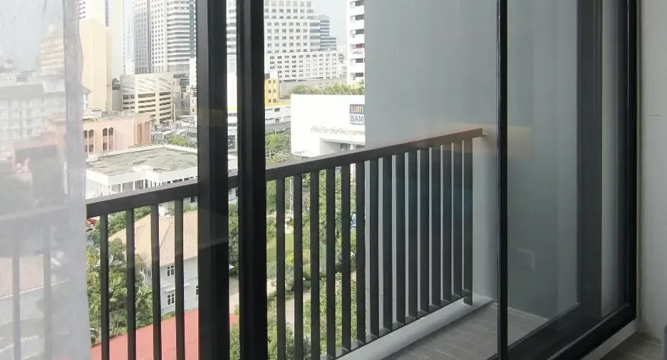 For sale and for rent studio condo in Sathon, Bangkok