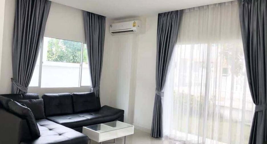 For rent 3 bedrooms house in Si Racha, Chonburi