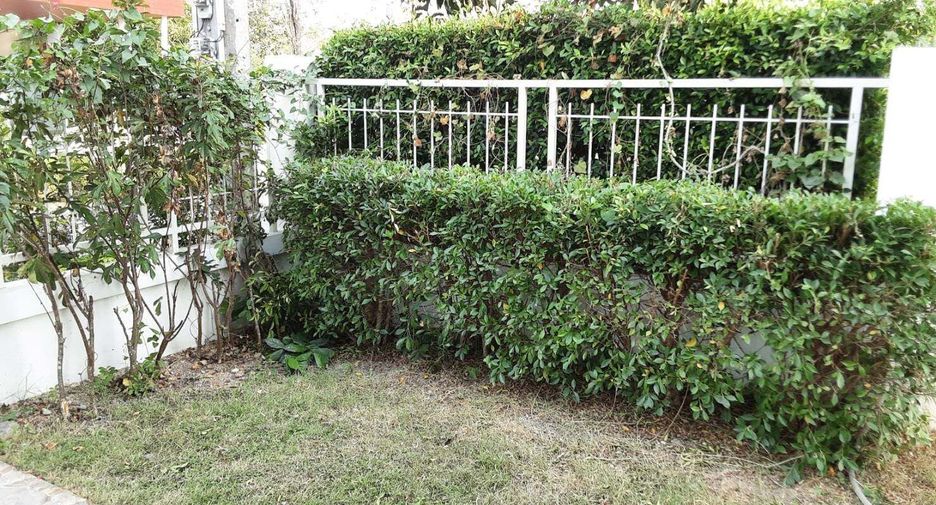 For rent 3 bedrooms house in Si Racha, Chonburi