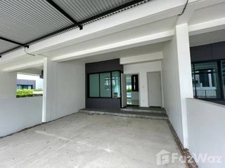 For sale 3 bedrooms townhouse in Hang Dong, Chiang Mai