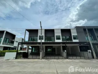 For sale 3 bedrooms townhouse in Hang Dong, Chiang Mai