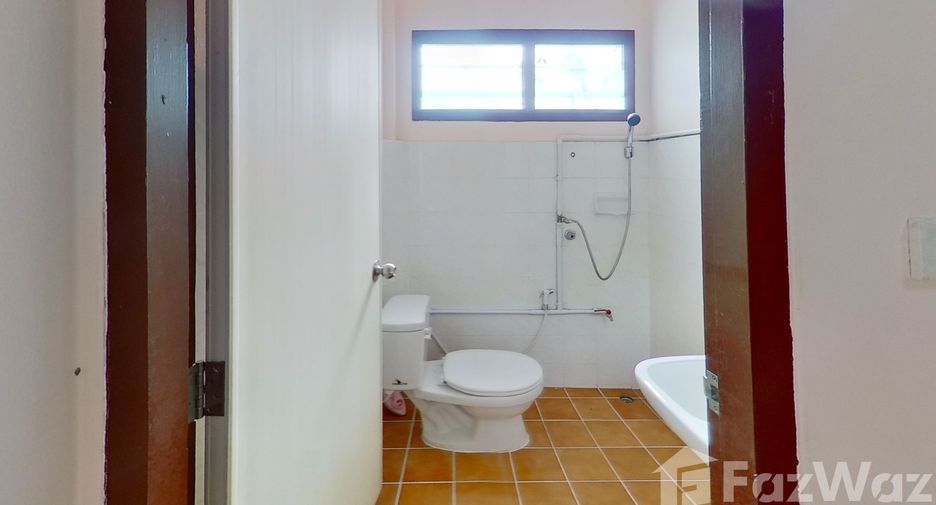 For sale 2 bedrooms townhouse in San Kamphaeng, Chiang Mai