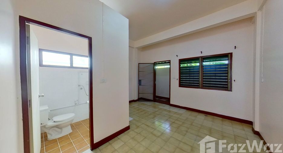 For sale 2 bedrooms townhouse in San Kamphaeng, Chiang Mai