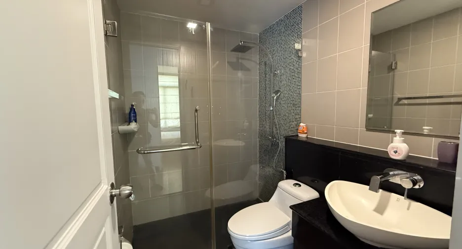 For rent 3 bedrooms condo in Kathu, Phuket